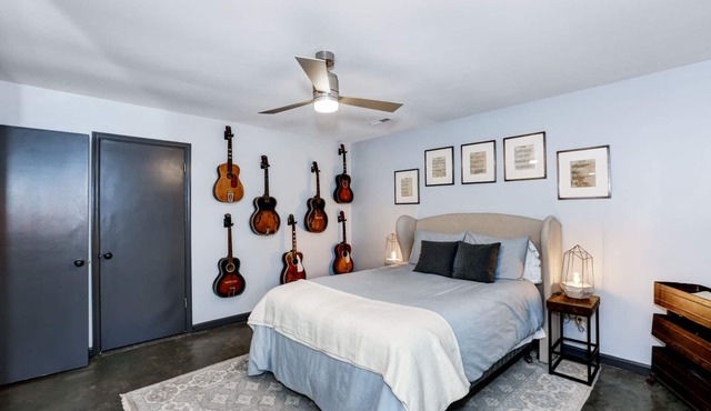 "The Recording Studio" - a real 1970's record studio Completely refinished!