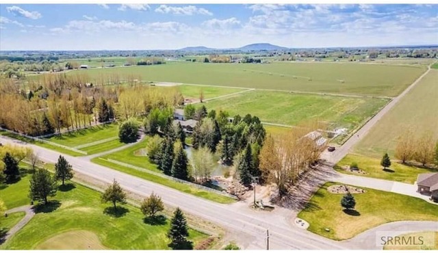 The Red Brick Haven - Pond Golf Fish Sleeps 24+