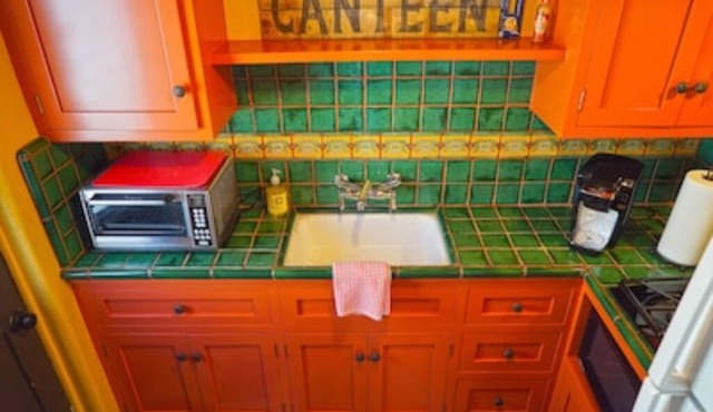The Red Cottage-Manzanita Cottages