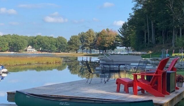 The Red Door Cottage on Big Star Lake, Sleeps 8!