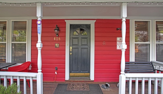 The Red House At 416 Park Avenue-Upper Unit