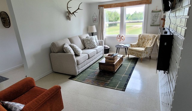 The Red House - modern beautiful Scandinavian style cozy cottage!