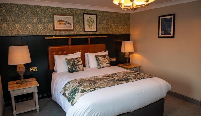 The Red Lion Inn by Chef & Brewer Collection