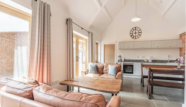 The Red Rooster - UK44440