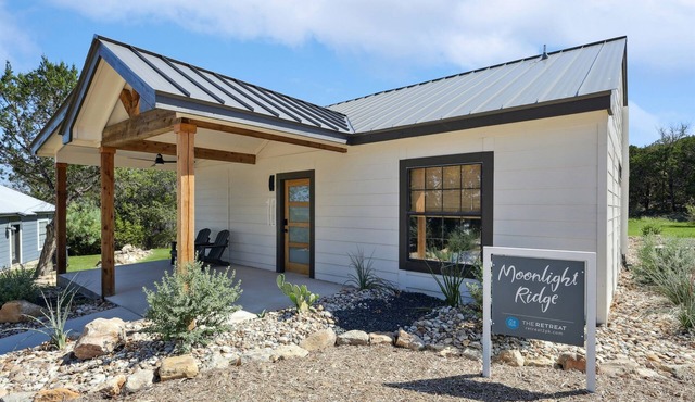 The Retreat 10: Moonlight Ridge | Pet Friendly