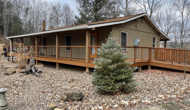The Retreat at Camp Creek Cabins