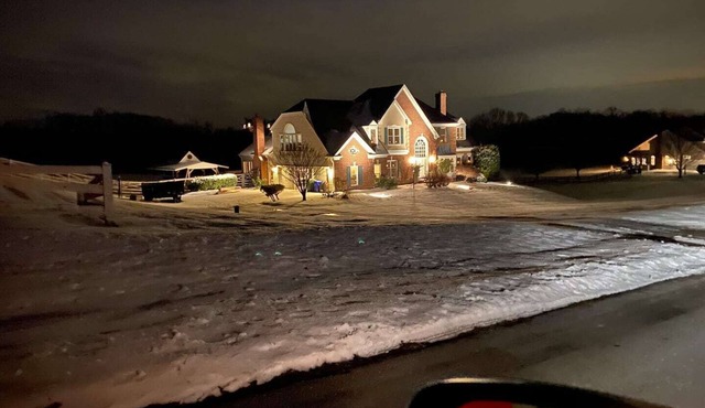 The Retreat at Davis Mill: A recently rebuilt 7,500 sq' estate set on 5 acres.