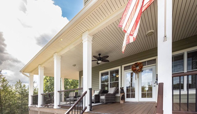 The Retreat at Paradise Hills