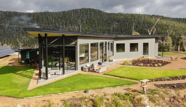 The Retreat B&B, offgrid luxury