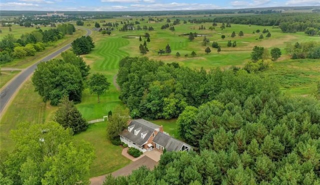 *The Retreat* Great for Families/Groups, Casino, & Golfing.