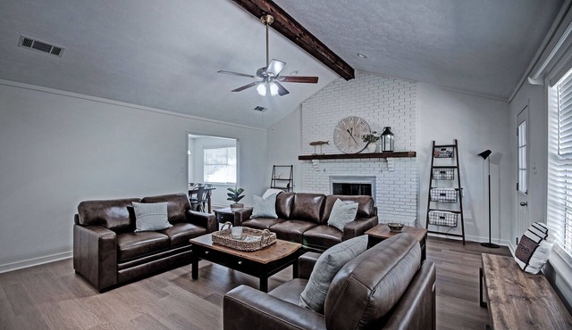 The Rez Retreat - King Beds