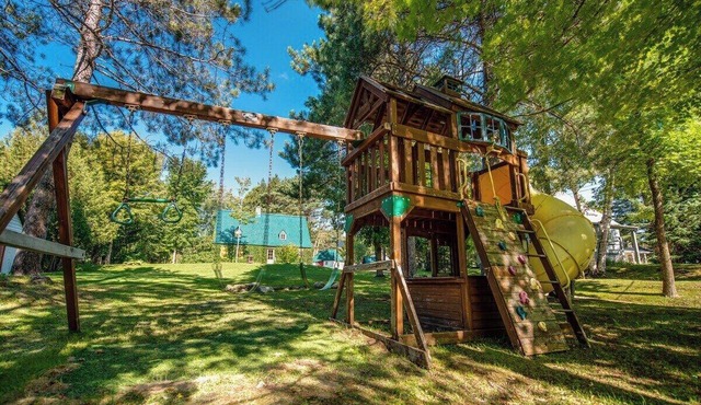 The Ricard House - 4 bedrooms for 12 people