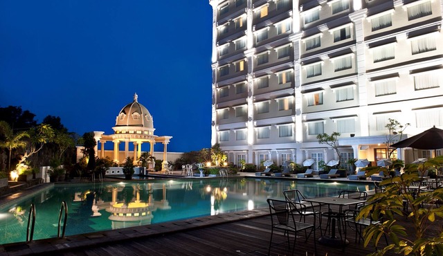 The Rich Jogja Hotel