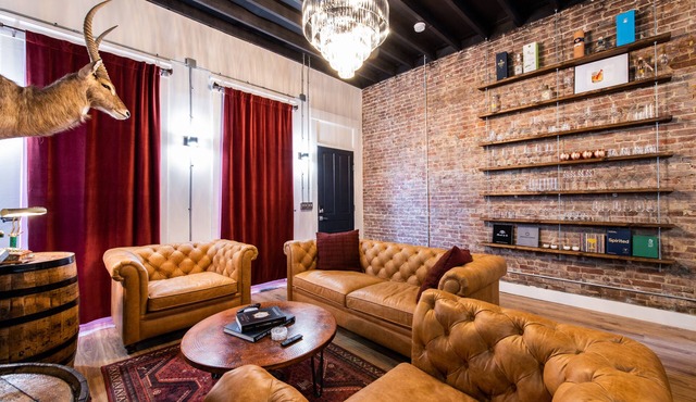 The Rickhouse in NuLu~2 King Bed/2 Full Bath