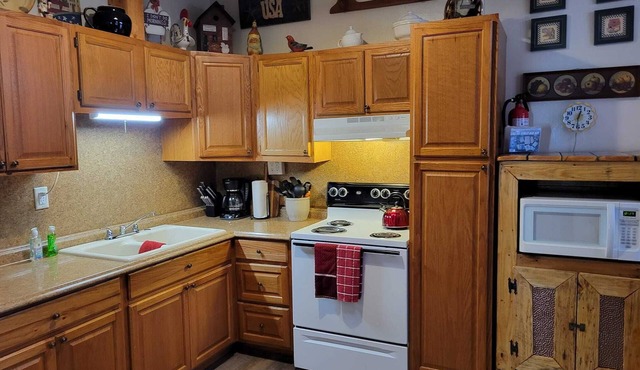 The Ridge is a Cozy 2-bedroom/1 bath Apartment Short walk to downtown Gettysburg