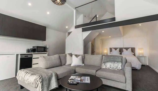 The Ridge Villa 2 – Serene Hideaway with Infrared Sauna