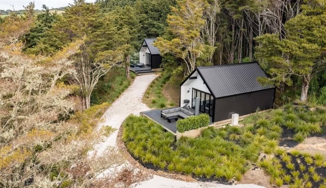 The Ridge Villas 1, 3, 4 & 5: Multi-Villa Escape – 4 Luxe Villas Across 12 Acres