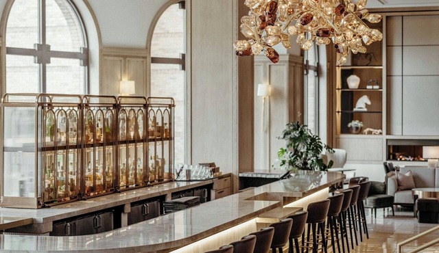 The Ritz-Carlton Dallas, Las Colinas