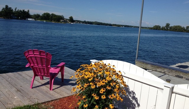 The River, A Dock, The View . The Only Thing Missing Is You!