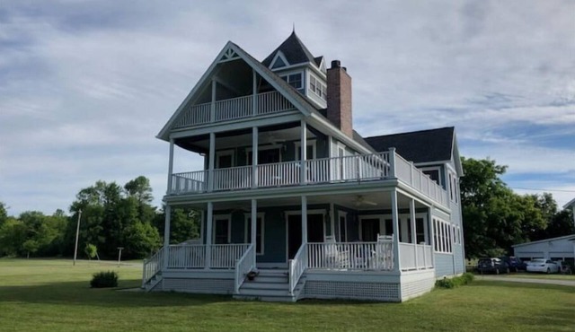 The River House, Island home with water views