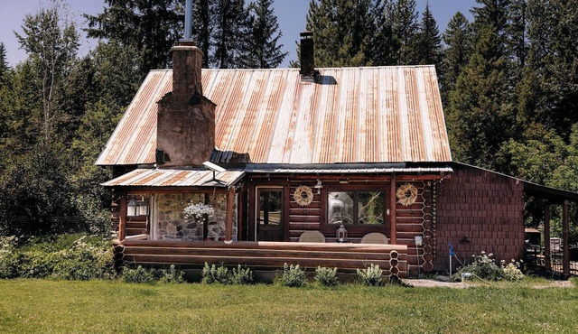 The River House Wedding & Event Venue