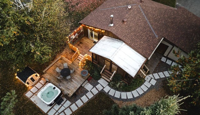 [The River Nest]Cozy getaway with hot tub+Sauna