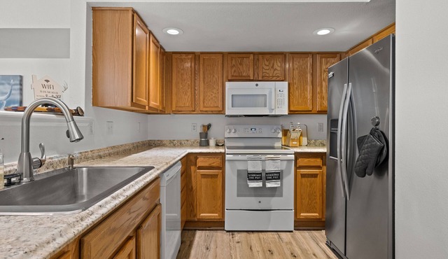 The River Rendezvous - 3+2.5 near the N Platte River! Massage Chair-Dog Friendly