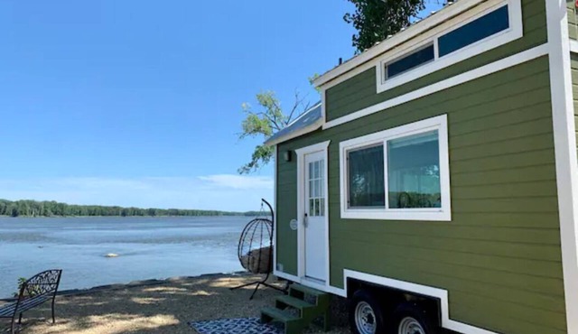 The River's Edge - Tiny Home 3