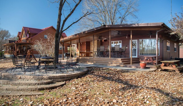 The River Villa - Rileys Outfitter