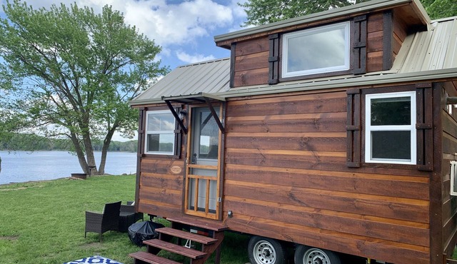 The Riverbottom - Tiny Home 2