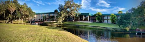 The Riverhouse at Christian Retreat Conference Center