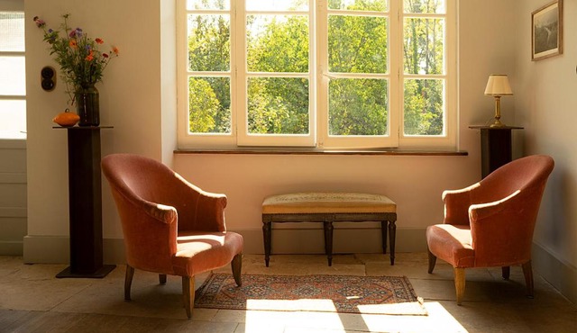 The Riverhouse, magical house with garden by the river Seine