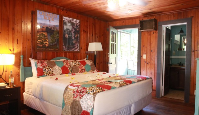 The Riverside Lodge at Chimney Rock