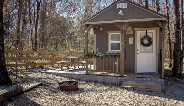 The Robin Hood Cabin