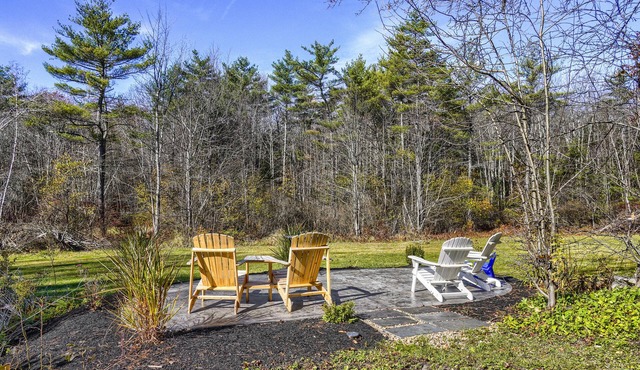 The Robin’s Nest - Beautiful New Hampshire Country