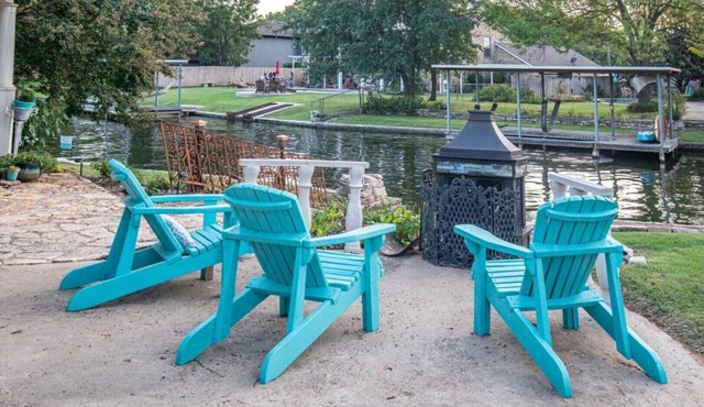 The Rock at Lake Granbury-lakeside country charm.