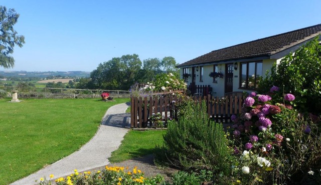 The Rock self-catering holiday cottage and garden lodges