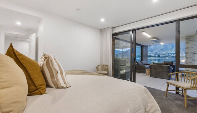 The Rocks Apartment - Luxury Rental Homes