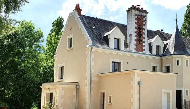 The Ronsard Mill: Spacious house, garden, and Loir view - 8 people