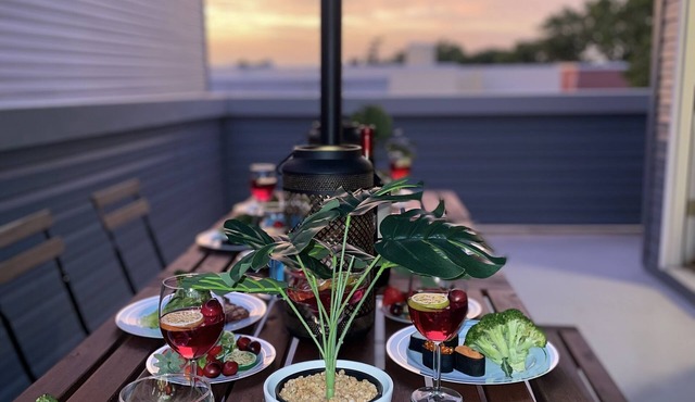 THE ROOFTOP OASIS