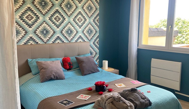 The room of SECRETS -N°1/3- option Relaxation area PRIVATE SPA and MASSAGE