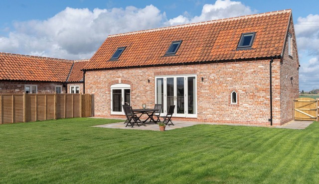 The Roost Barn Conversion in Rural Lincolnshire. Dog Friendly Accommodation!