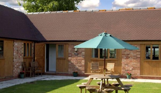 THE ROOST, family friendly, with a garden in Clifford Chambers