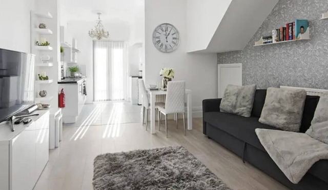 The Roost Group - 1 Bedroom - Ground