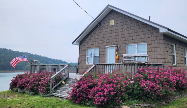 The Roosters Cottage of Habour De Lute on Campobello Island