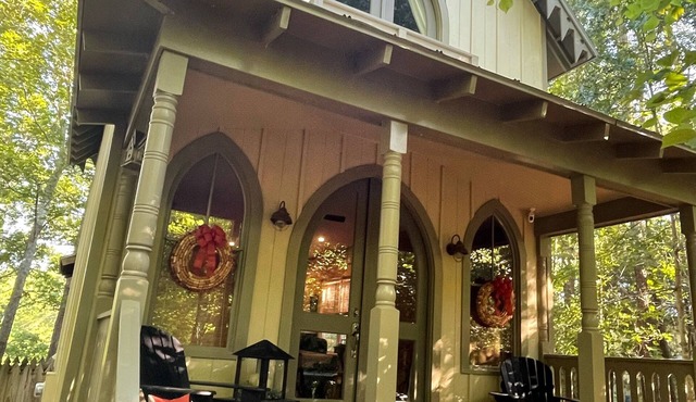 The Rosé Retreat: Pool-Screened Porch-RELAX