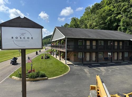 The Roscoe Boutique Motel