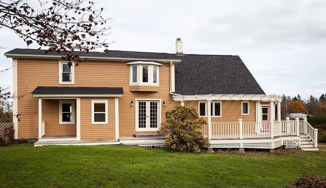 The Rose Bay Homestead