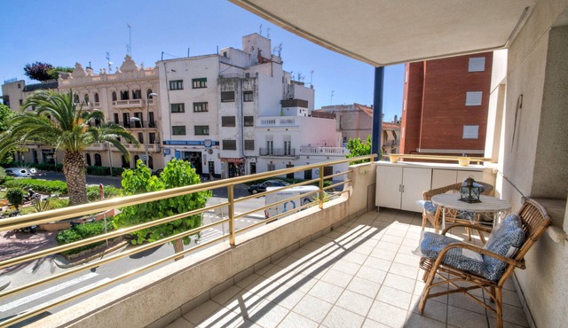 The Rose by Hello Homes Sitges