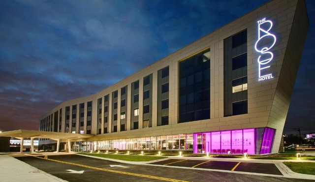 The Rose Chicago, Tapestry Collection By Hilton